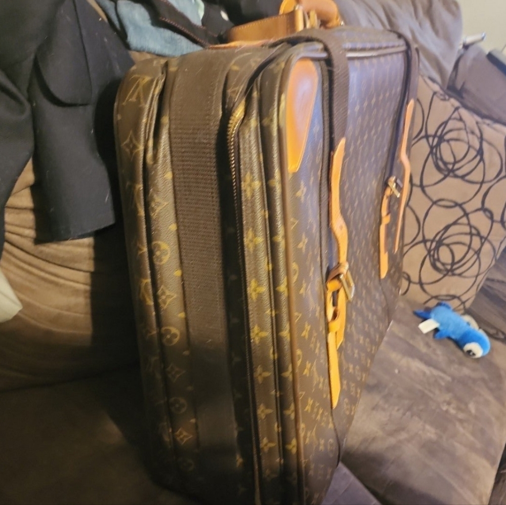 Louis Vuitton luggage suitcase - Picture 11 of 13